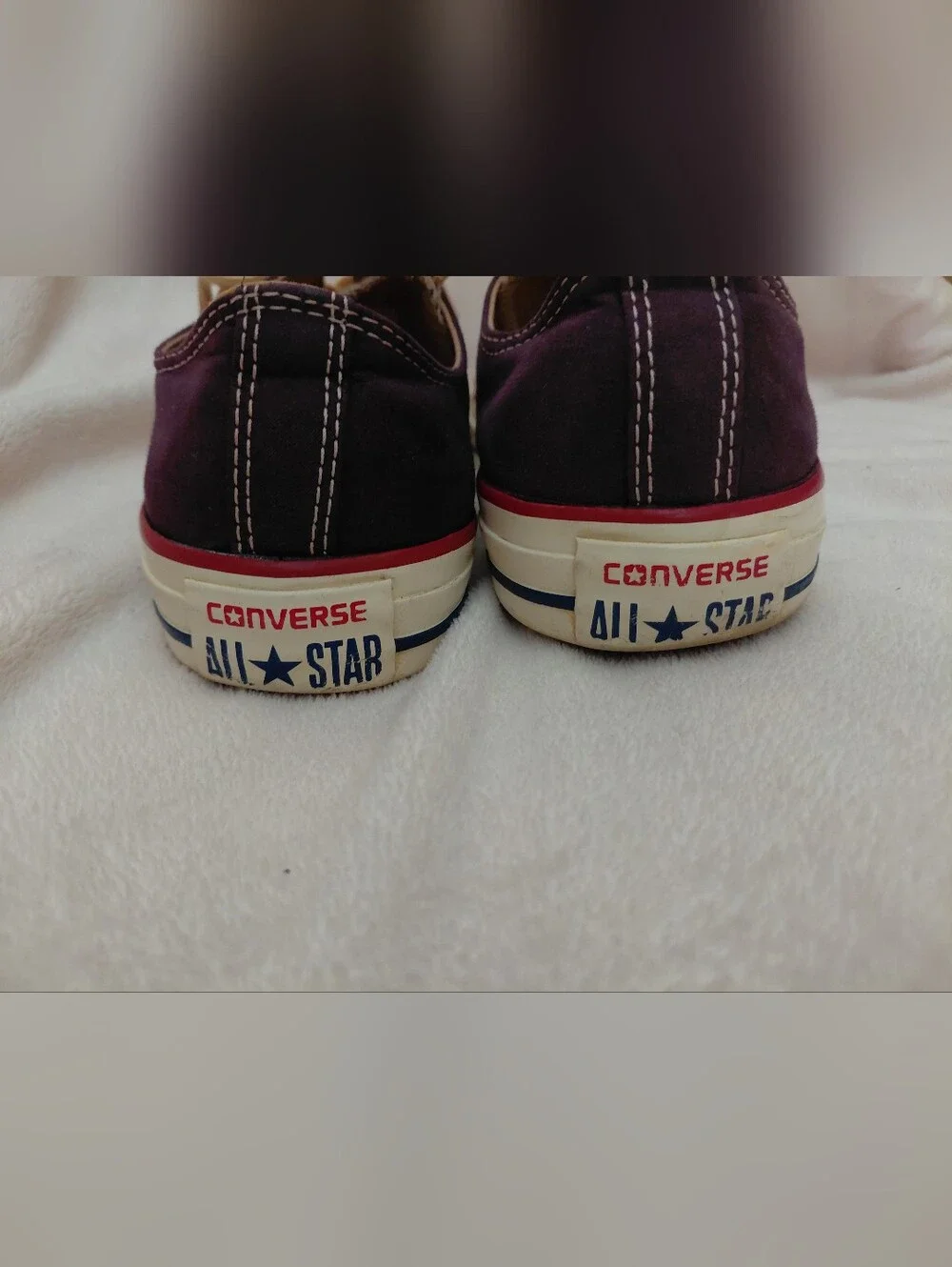 Converse Low-Top Unisex Canvas Sneakers - Picture 4 of 6